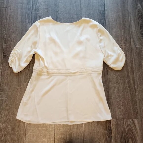 🍁 Elie Tahari stretch SILK Blouse 🍁 - Picture 7 of 9